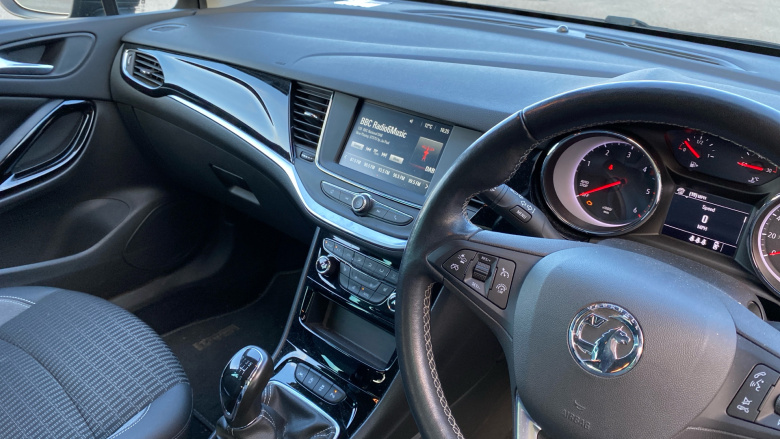 Vauxhall Astra 1.5 Turbo D Griffin Edition 5dr Diesel Hatchback